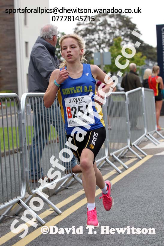 Womens under-17s Northern Road Relays, Warrington. Photo: David T. Hewitson/Sports for All Pics